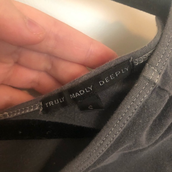 Basic Crop Top - Picture 3 of 3